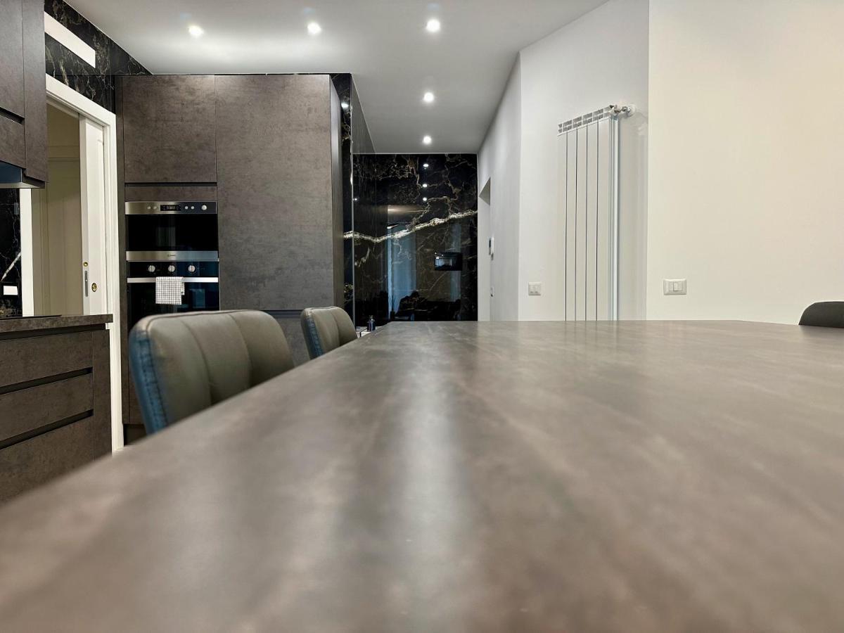 Magic Place Bergamo! Classy Apartment In The Heart Of The City 외부 사진