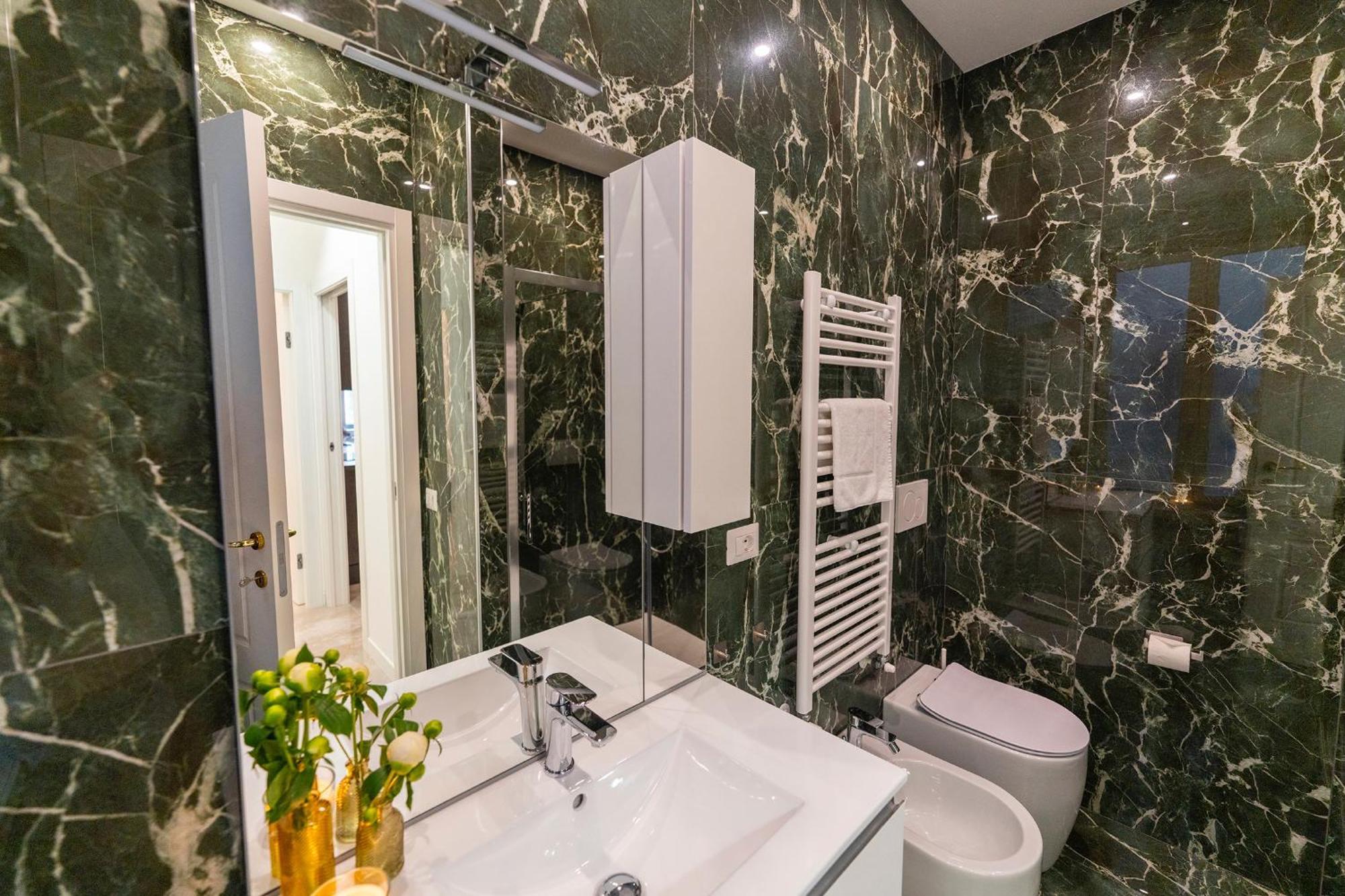 Magic Place Bergamo! Classy Apartment In The Heart Of The City 외부 사진