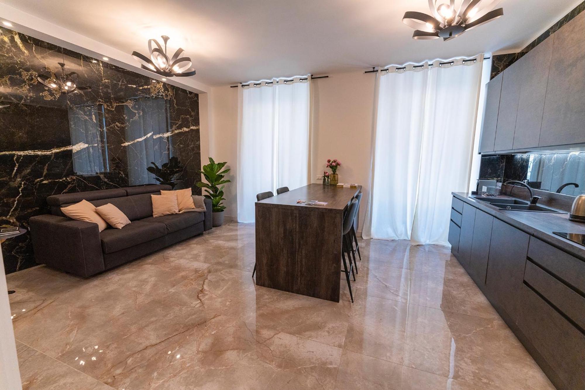Magic Place Bergamo! Classy Apartment In The Heart Of The City 외부 사진